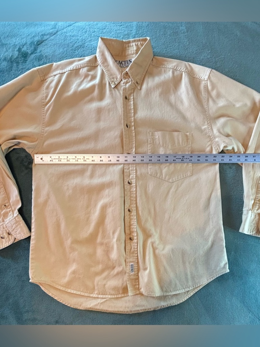 Cactus Clothing Button-Down Men's Shirt in Light Mustard/yellow. Size: M. (6357) - Picture 6 of 9